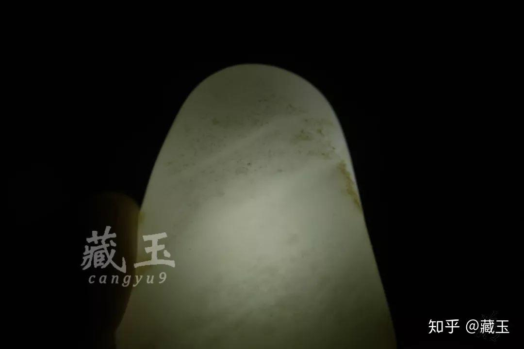 和田玉中的水线是什么