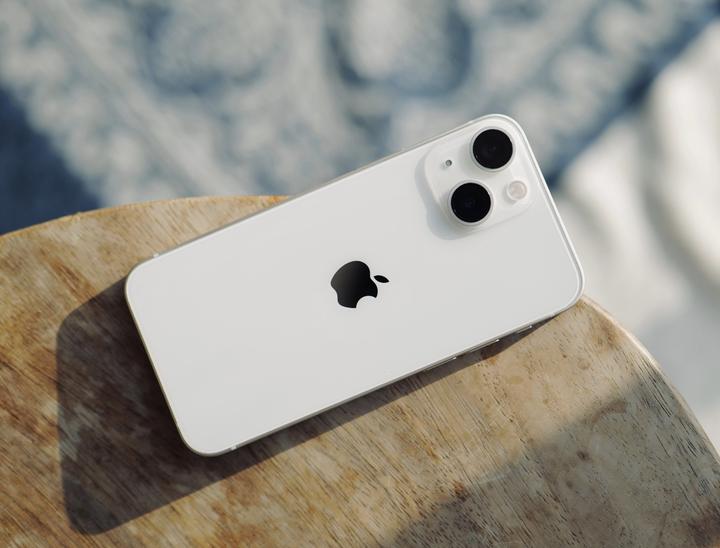 iphone13大跳水标准版低至3699元a15芯片加持终于等到了