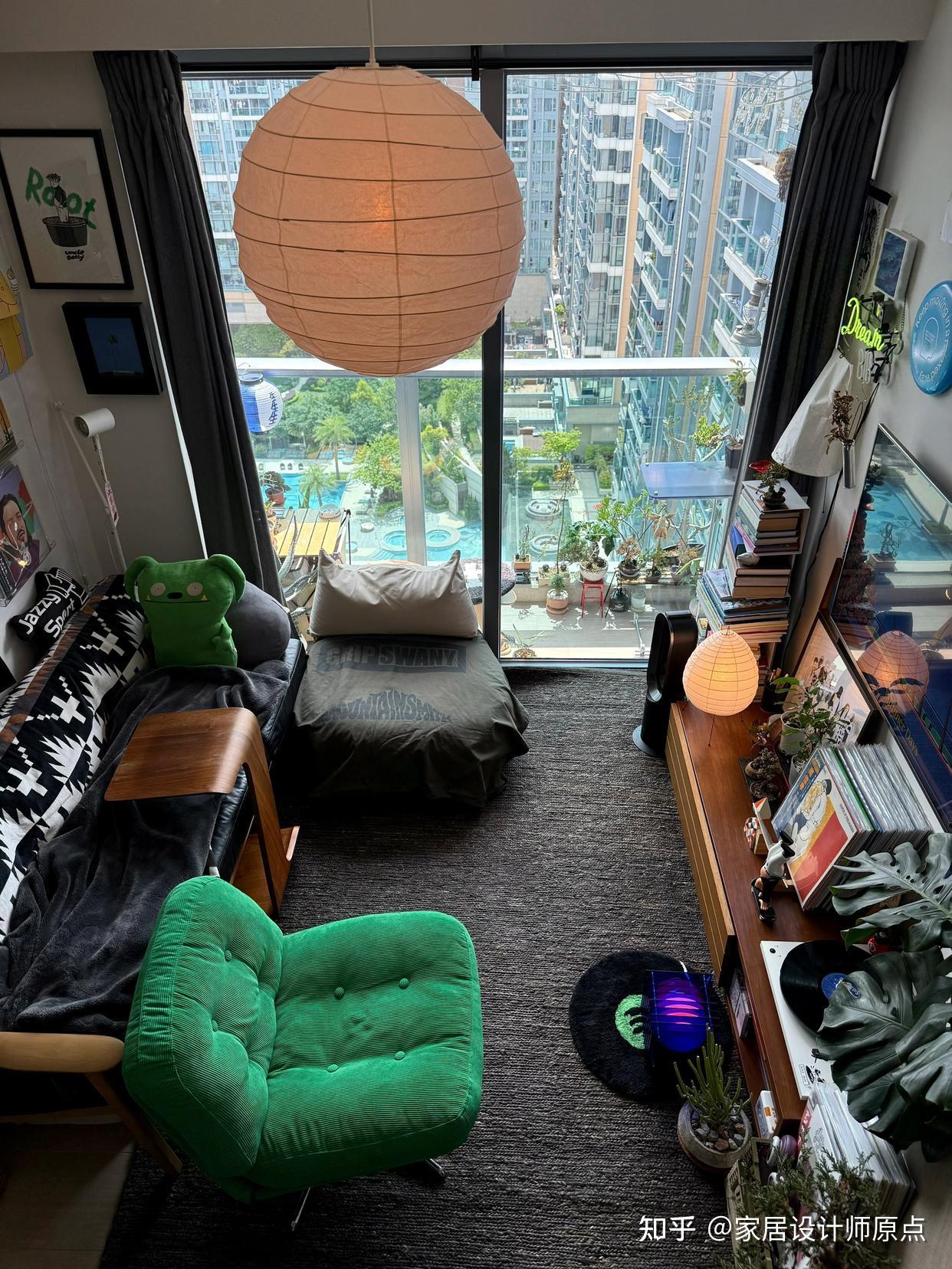 香港一姑娘火了，全款入手38㎡带阳台小屋，布置得满满当当，晒晒 - 知乎