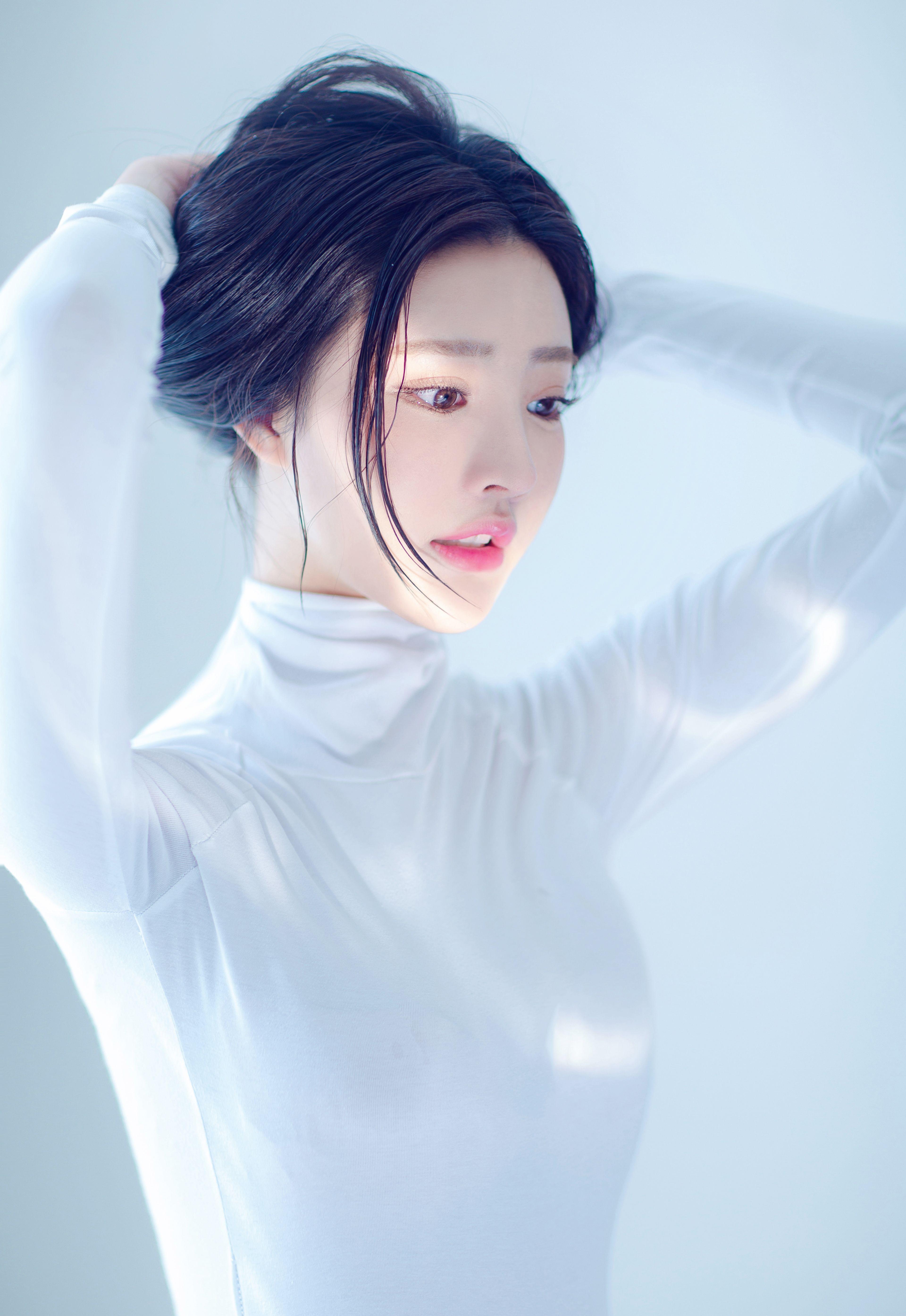 你有哪些惊艳绝色的美女手机壁纸