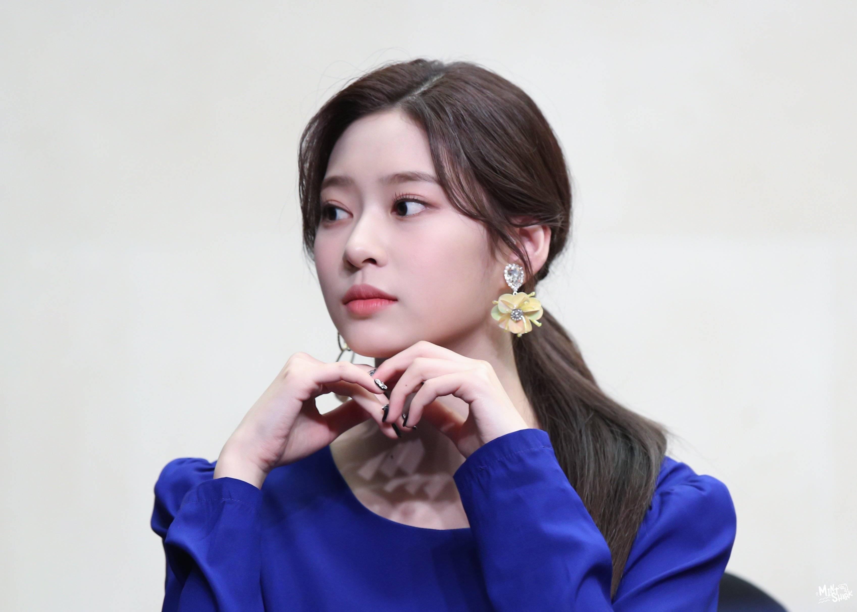 假如你是金珉周,有张元英这样优秀的前队友你会焦虑吗?