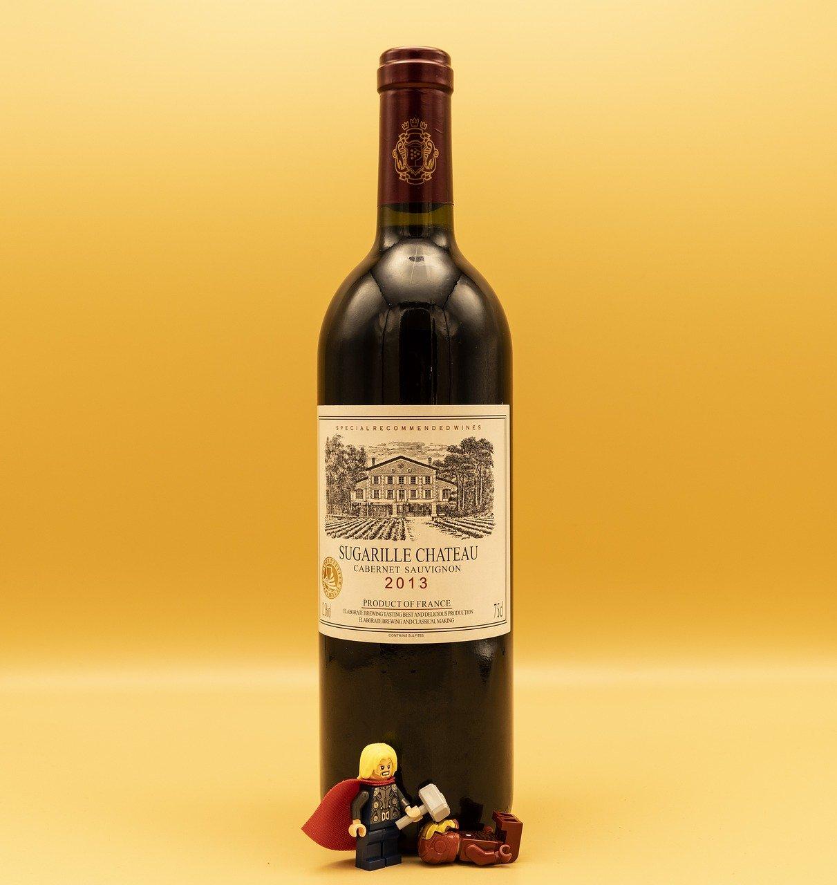 3. 专业酒柜储藏