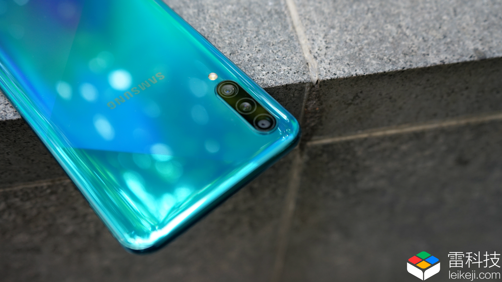 三星galaxya50有哪些特点值得购买吗