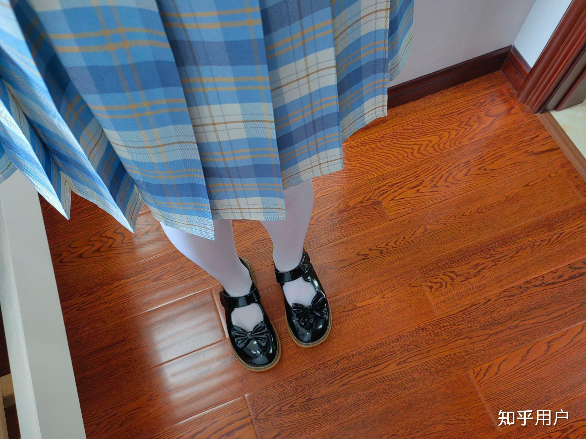 学校要求男生也穿白裤袜该怎么办?有没有类似的? - 知乎