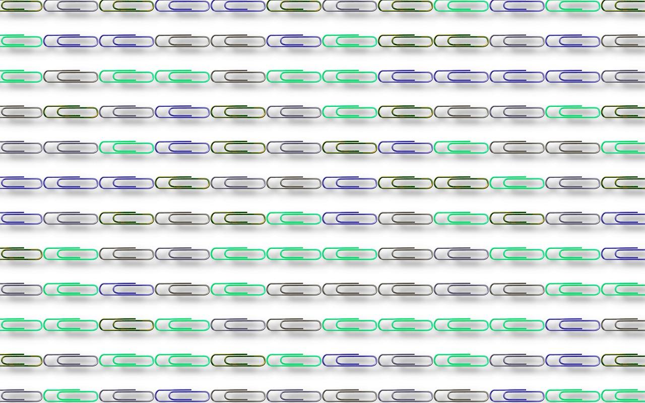 4. 回形针装饰画