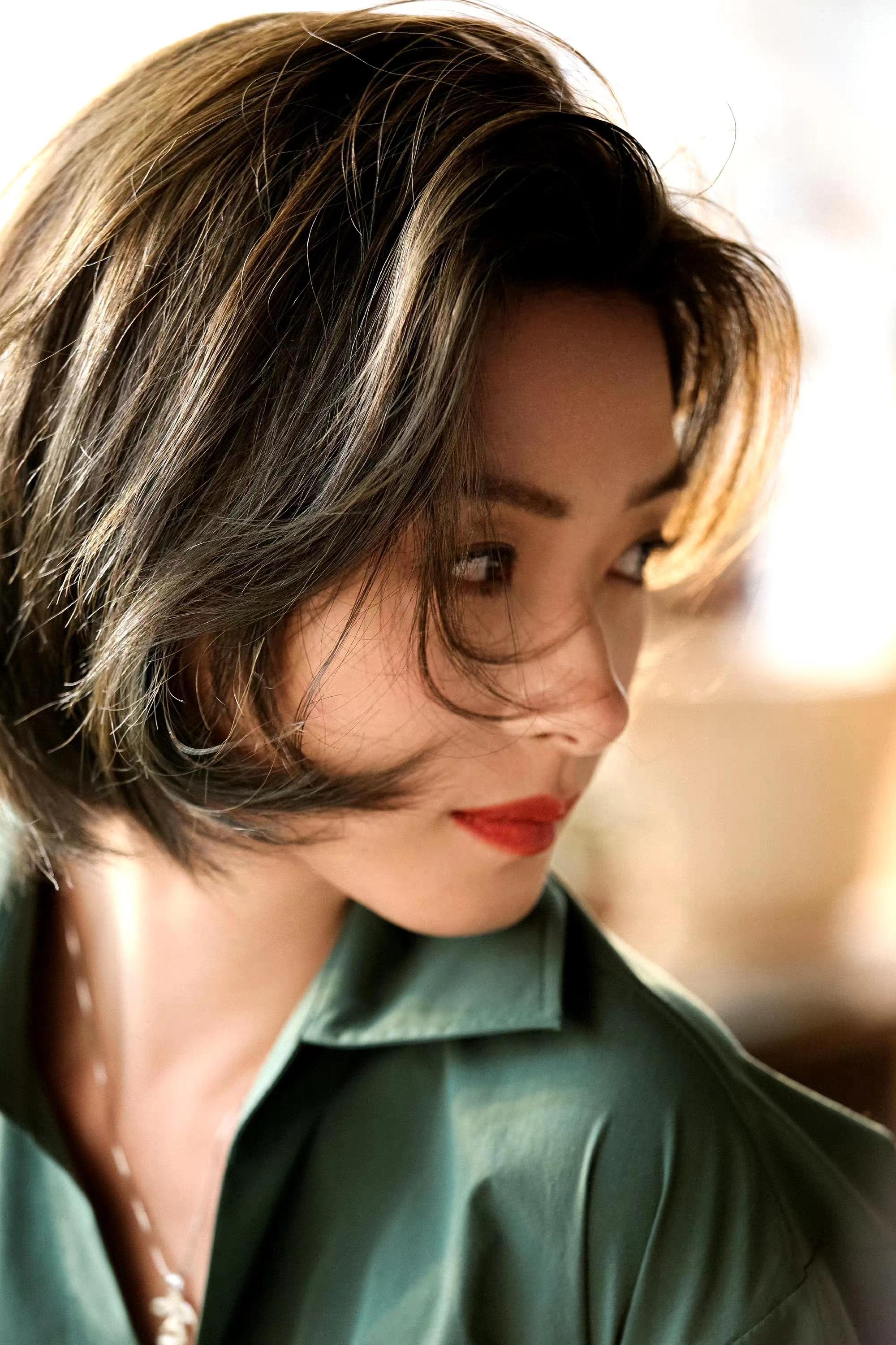 万茜有什么独特的魅力? - 知乎