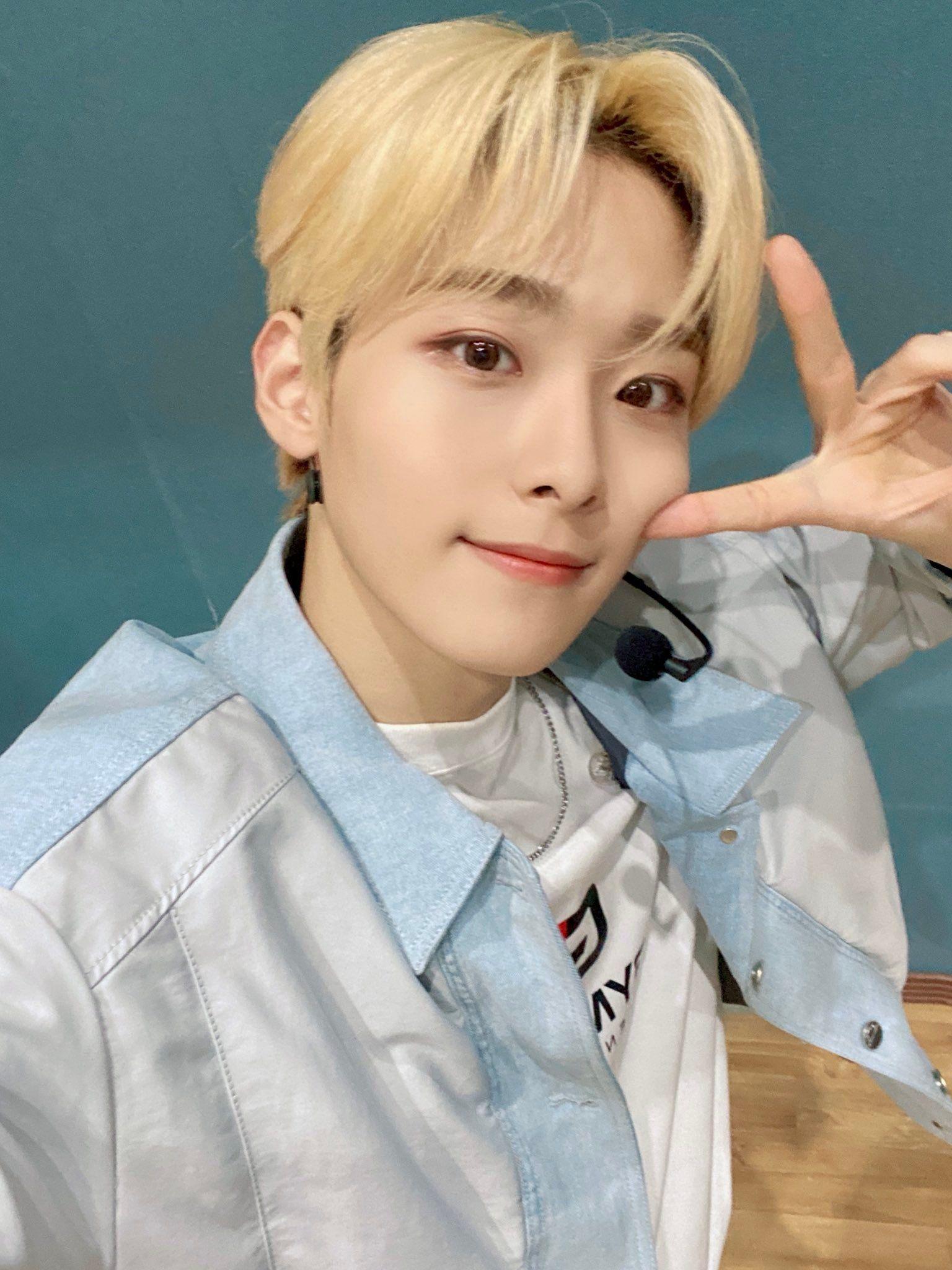 有没有长得帅的南韩男爱豆或者组合?求推荐? - 知乎