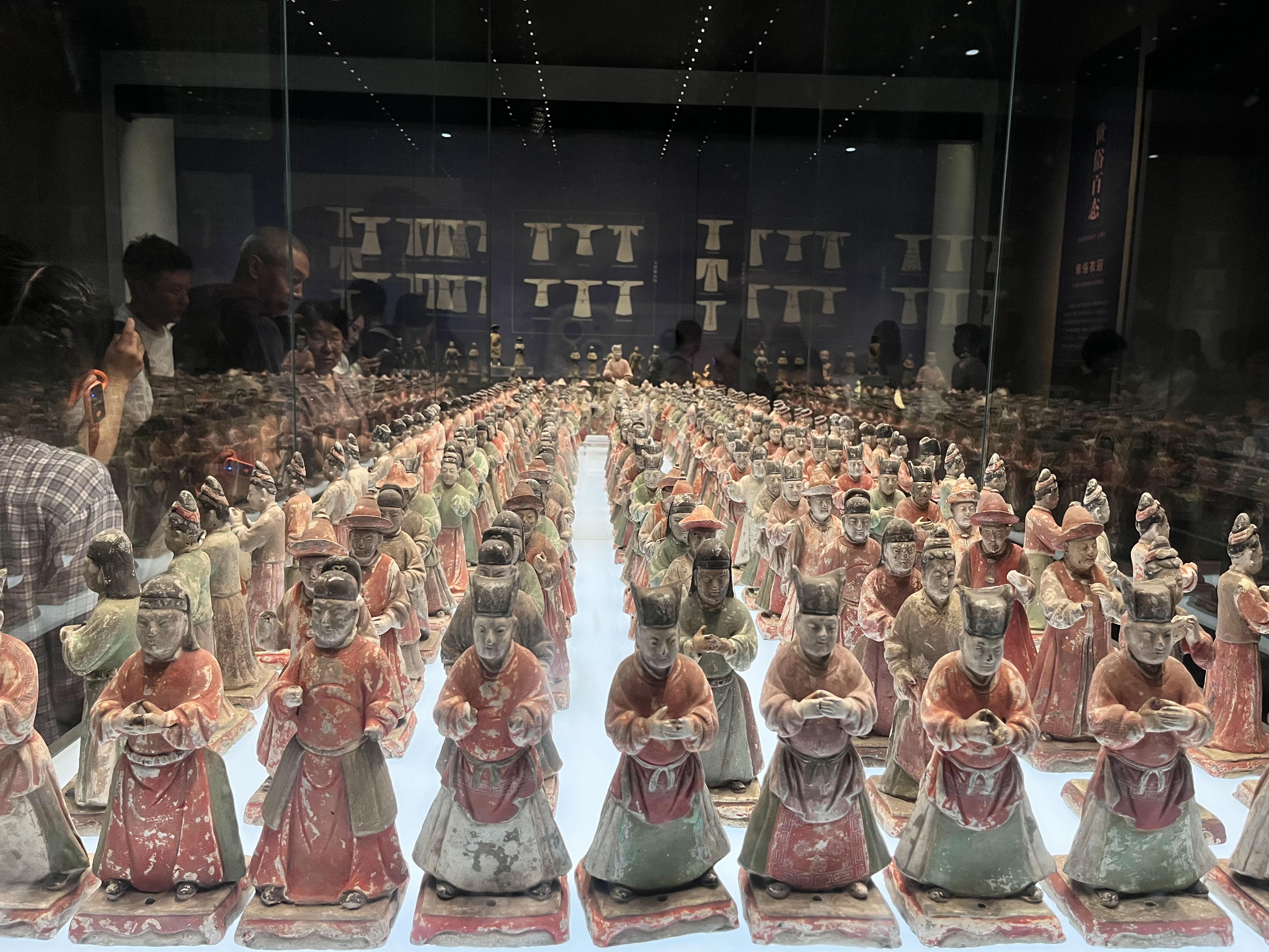 陕西历史博物馆门票难预约,黄牛叫卖 498 元一张,如何整治此现象?门票