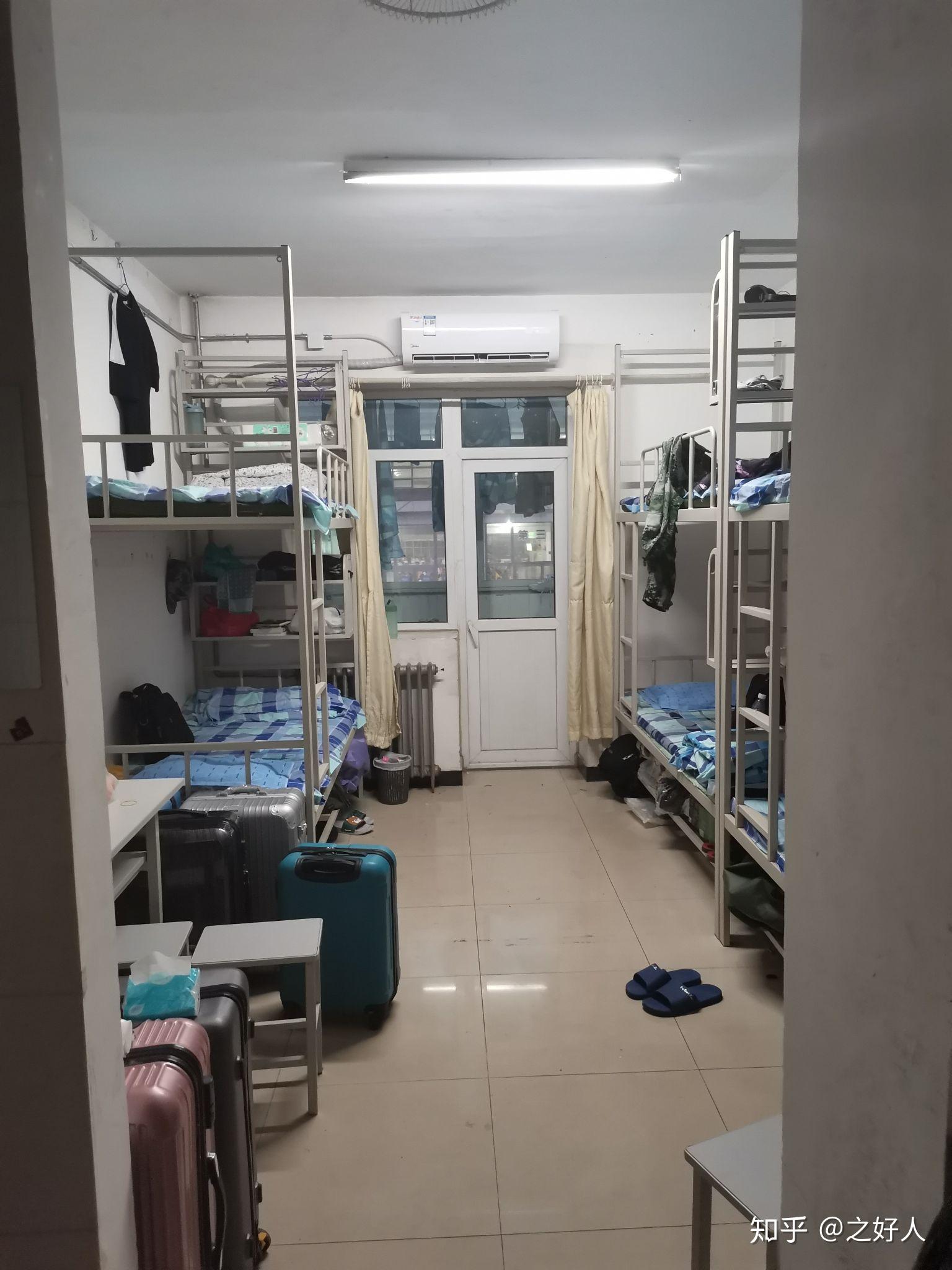 华北科技学院的宿舍条件如何?校区内有哪些生活设施? - 知乎
