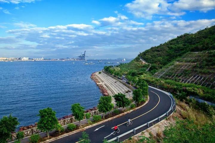 广东滨海旅游公路阳江山外东至海陵大堤段最新进度