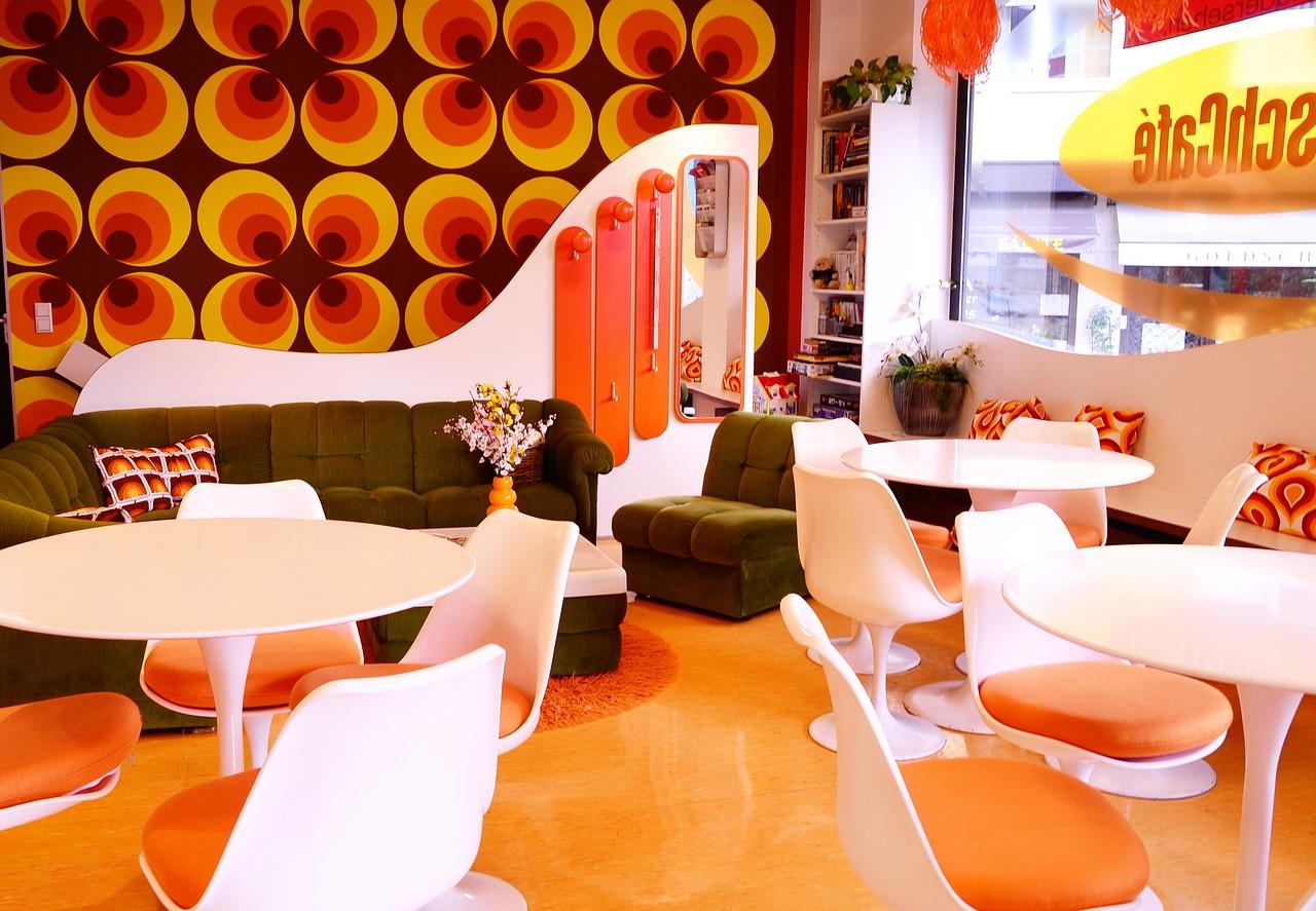 白色门配什么壁纸好看