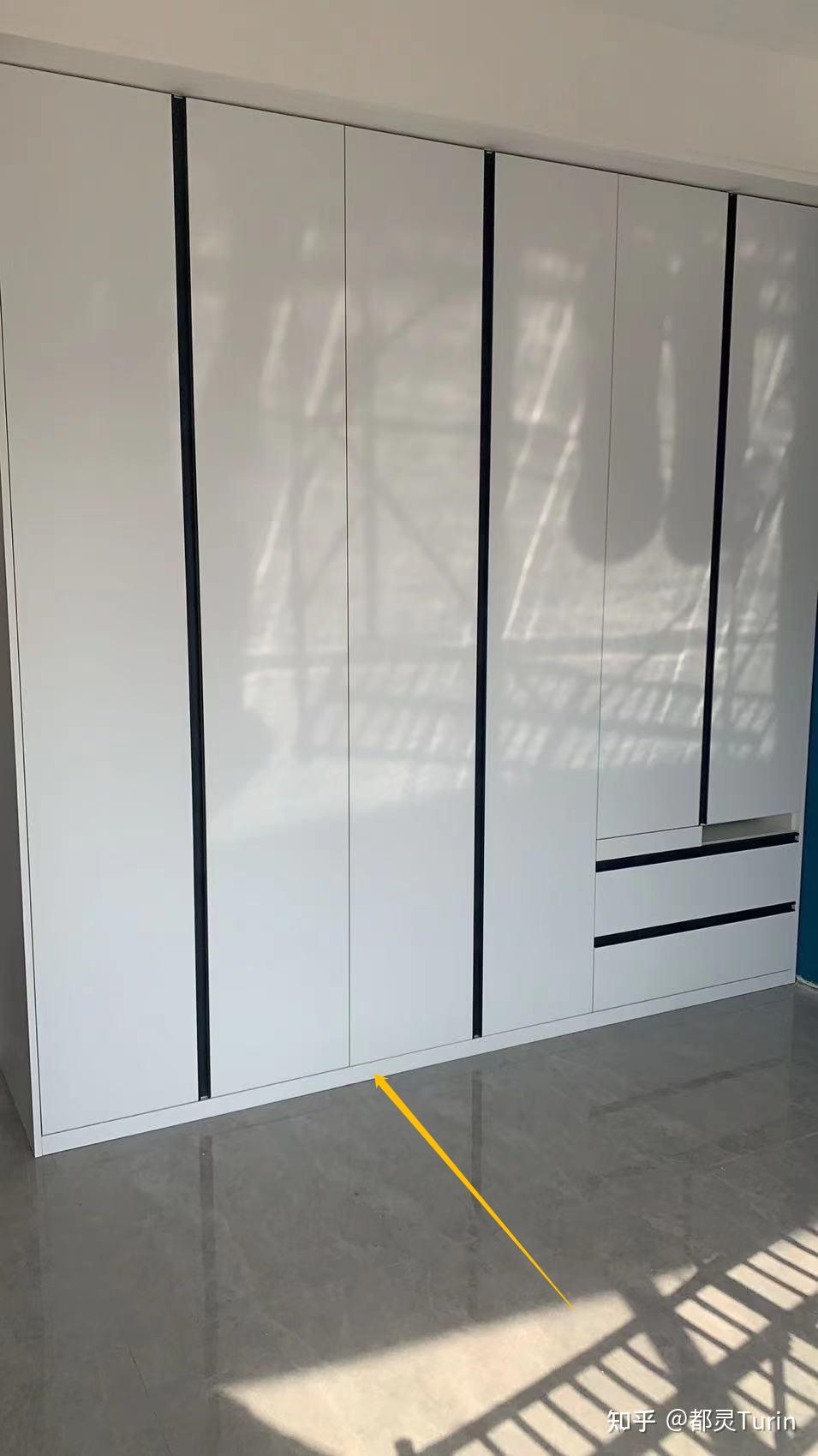 定制衣柜怎么安装收口?