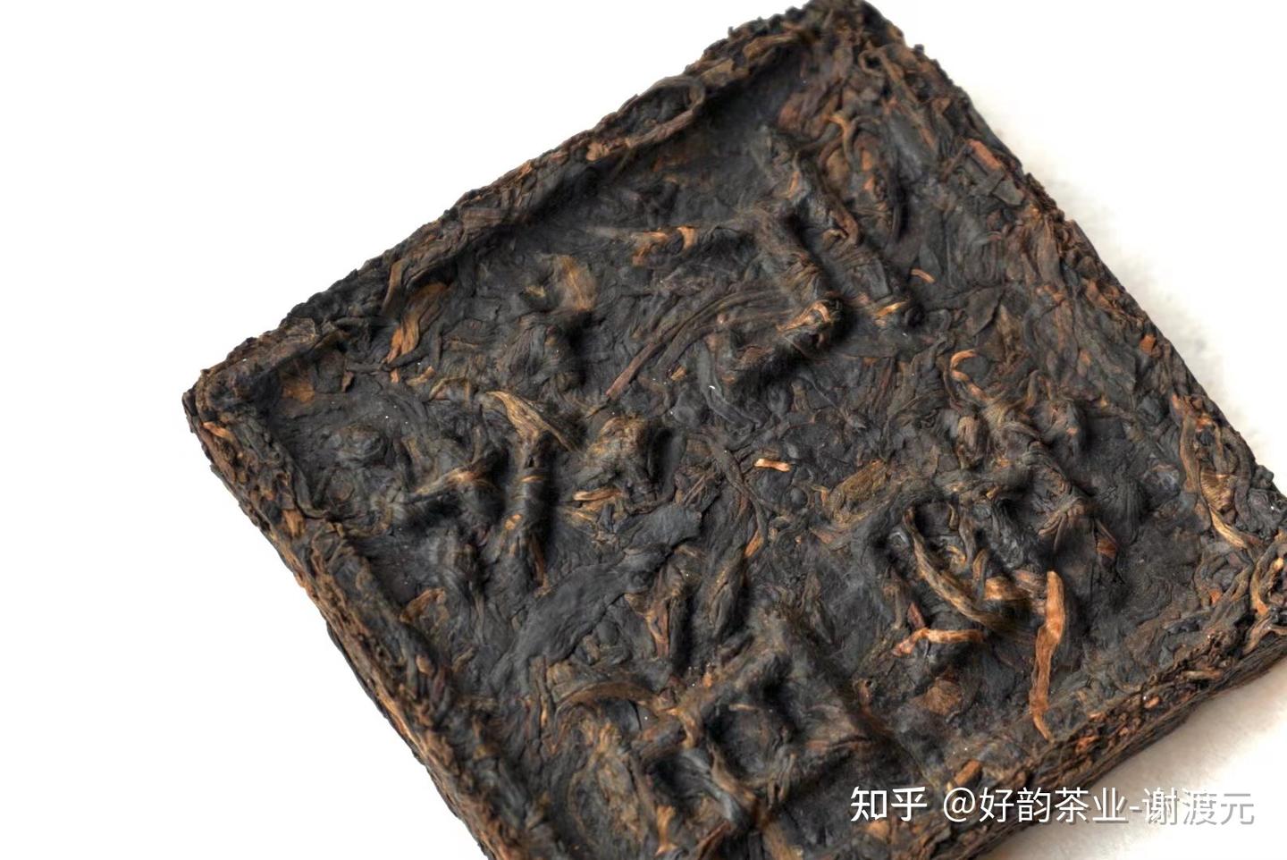 1999年,思茅古普洱小方砖,王霞监制,100克/盒,经典方砖,条索肥壮、紧实匀整,入口蜜香浓郁,滋味醇厚,清香回甜,经久耐泡。 - 知乎