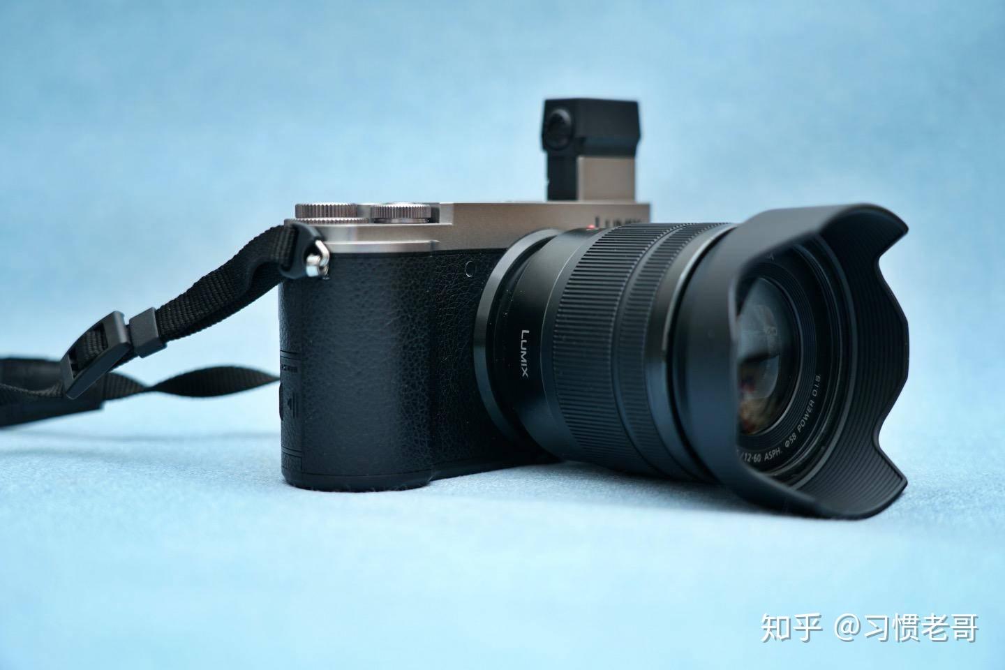 Panasonic收購鏡頭