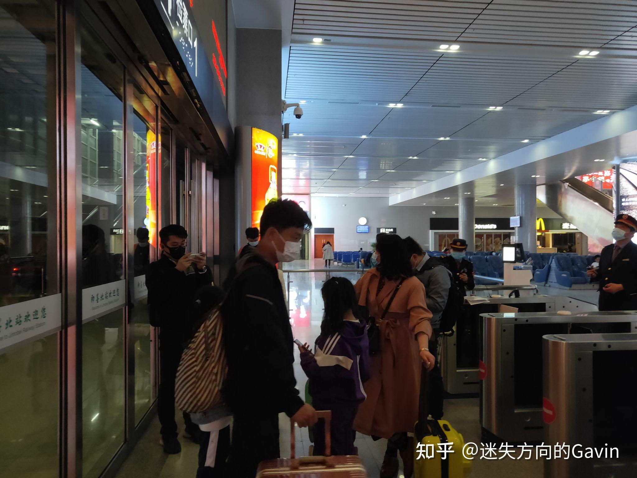 即墨北站换乘,只有二十分钟,该怎么走呢?