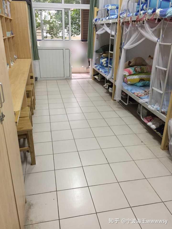 20届新生很好奇鄞州高级中学的宿舍长什么样