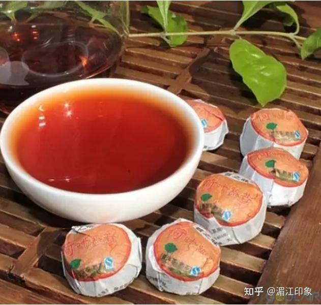 为什么有些茶汤上面会漂着一层油状的物质 - 知乎