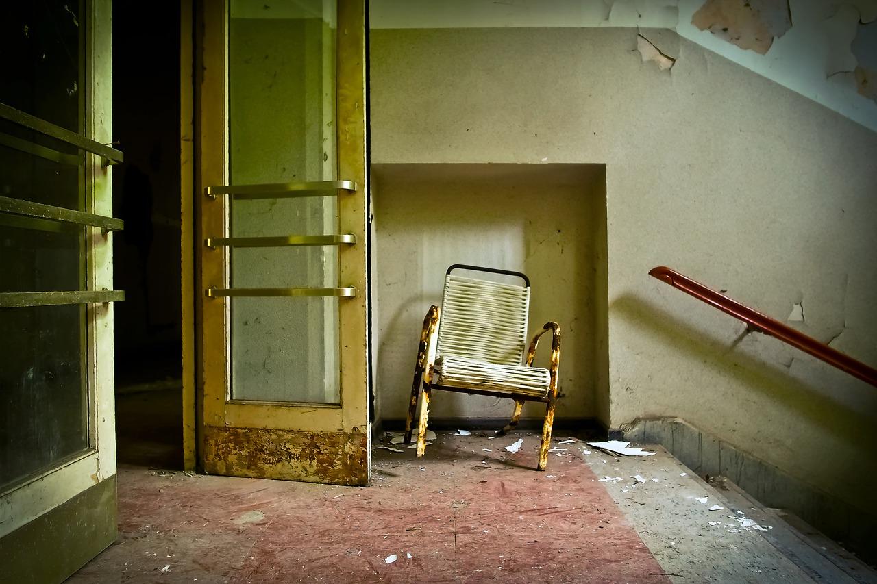 卫生间漏水怎么查