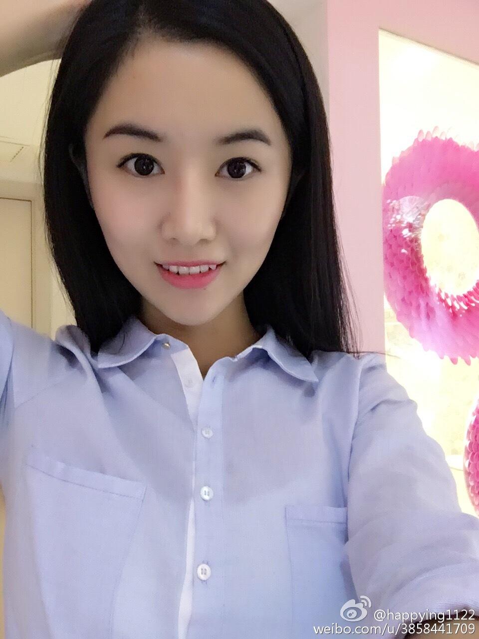 如何看待翟欣欣的长相和打扮? - 知乎