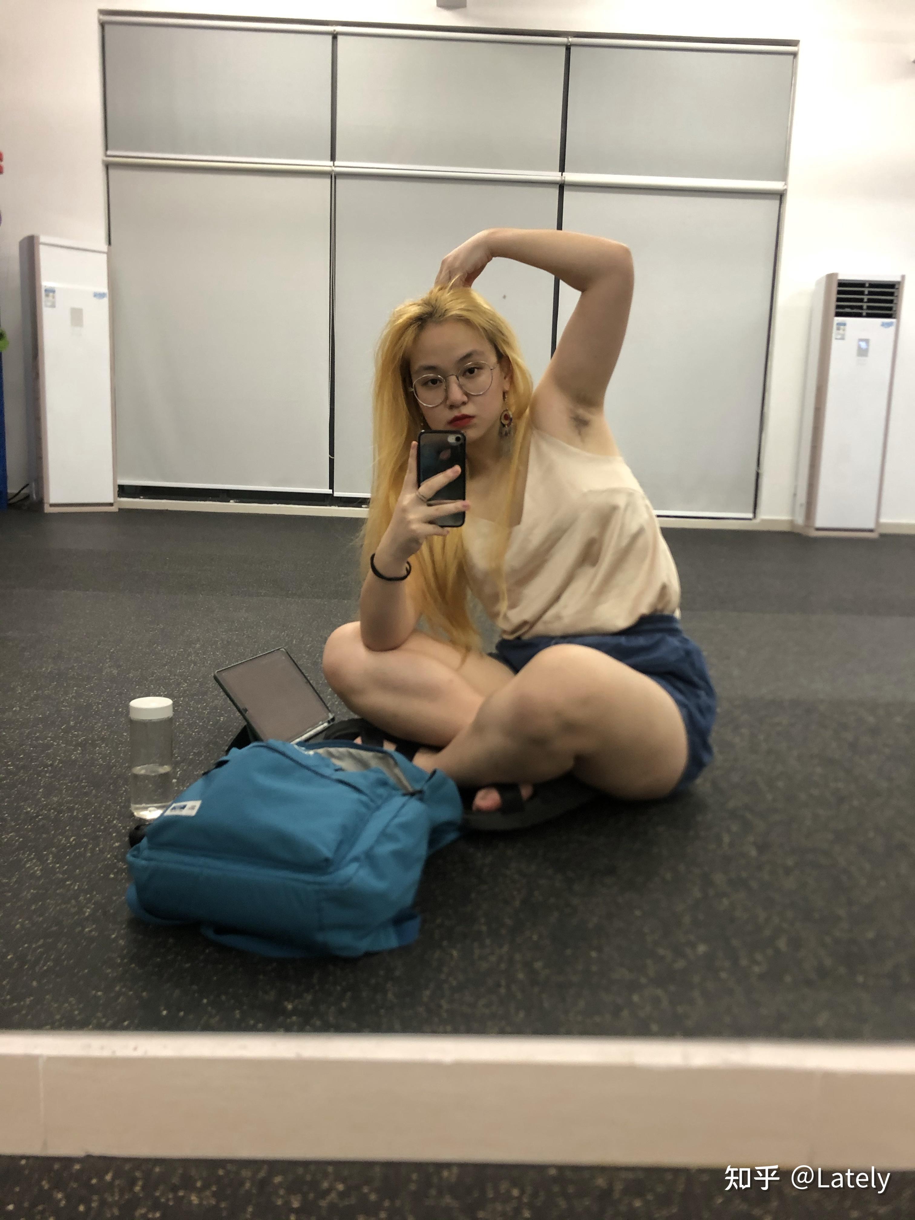 女生168cm体重140斤胖吗?