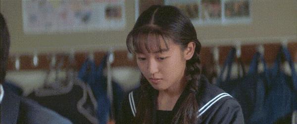 193万人打8.9分!《情书》为何残酷又美好?