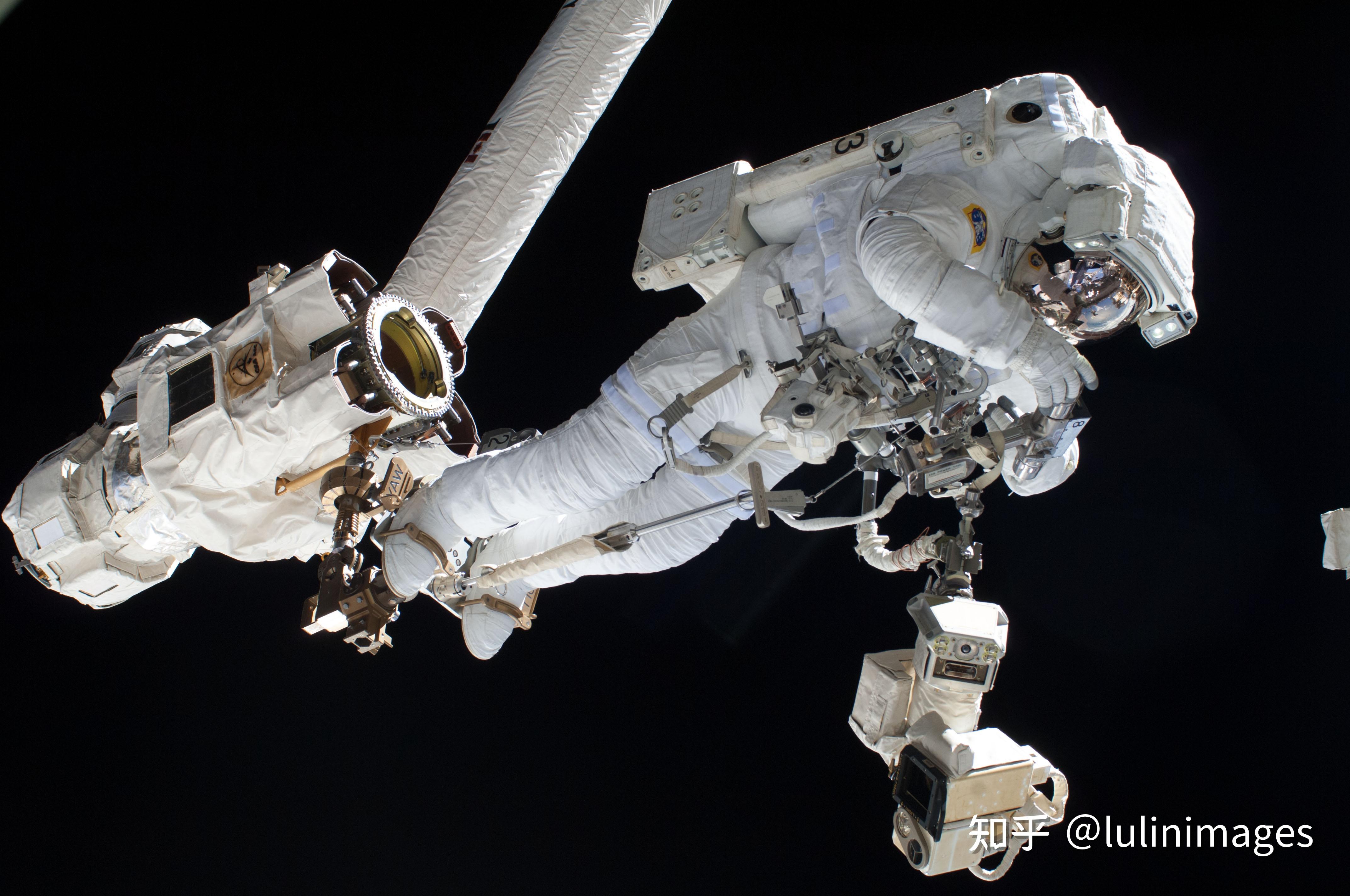 中国空间站机器
臂可以转移太阳翼吗（中国空间站机器
臂可以转移太阳翼吗知乎）