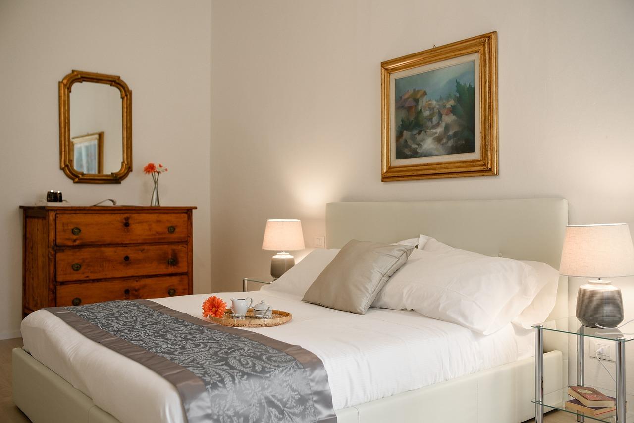 大门对着主卧如何化解