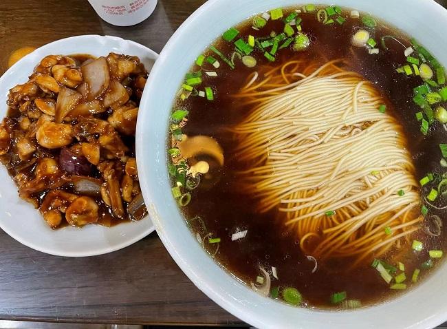 上海吃面:用最廉价的面,配最昂贵的浇头 - 知乎
