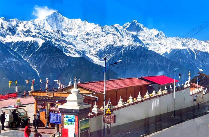 免费啦云南梅里雪山第一湾和飞来寺观景台快来约起来