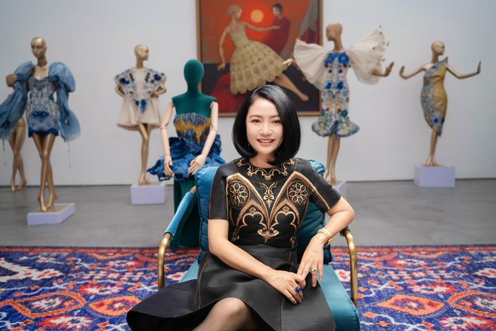高定设计师郭培：看懂这5点，你就掌握了万能穿衣法则｜新课上线 知乎 