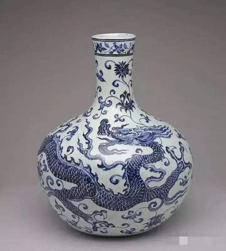 中国古美術 大明永樂年制銘 青染瓶双龍紋飛馬