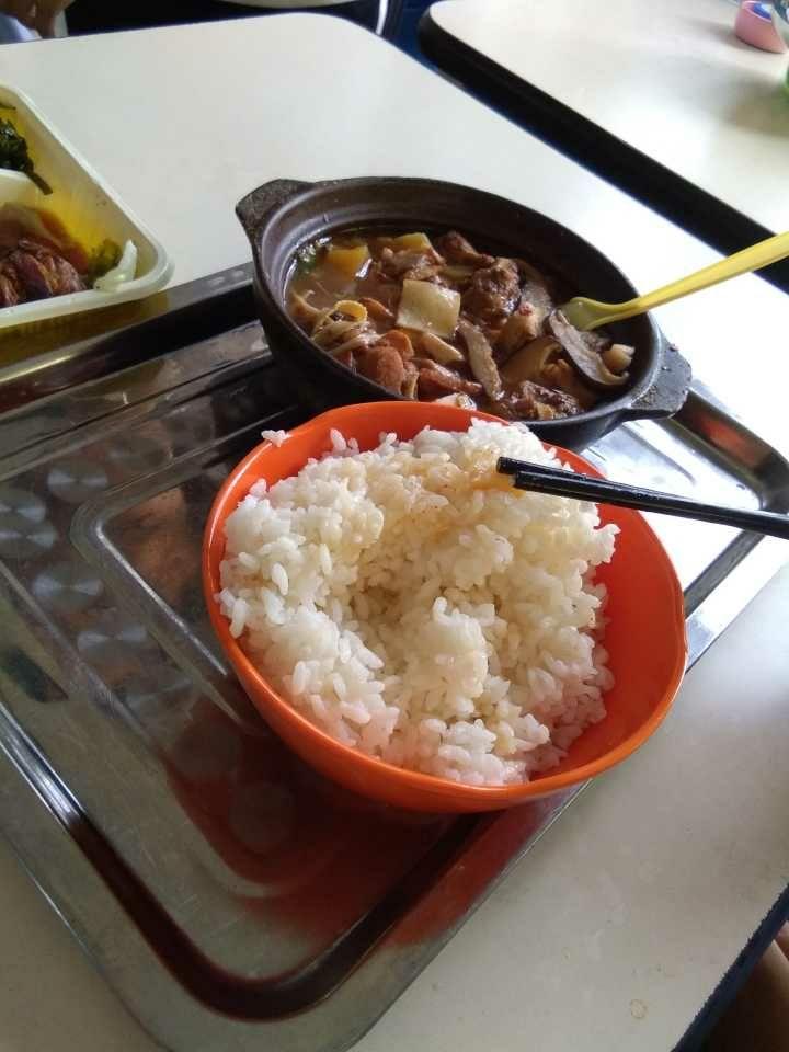 保定一中的食堂有多好吃? - 知乎