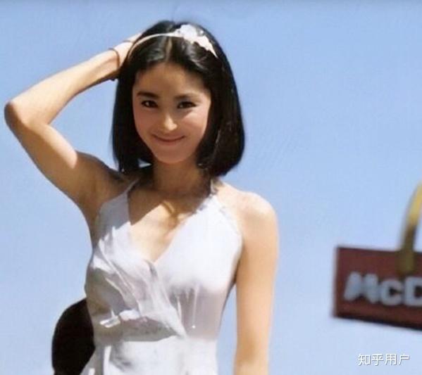 林青霞年轻时真的惊为天人,仙女下凡,为什么那么多人说难看,难道我的