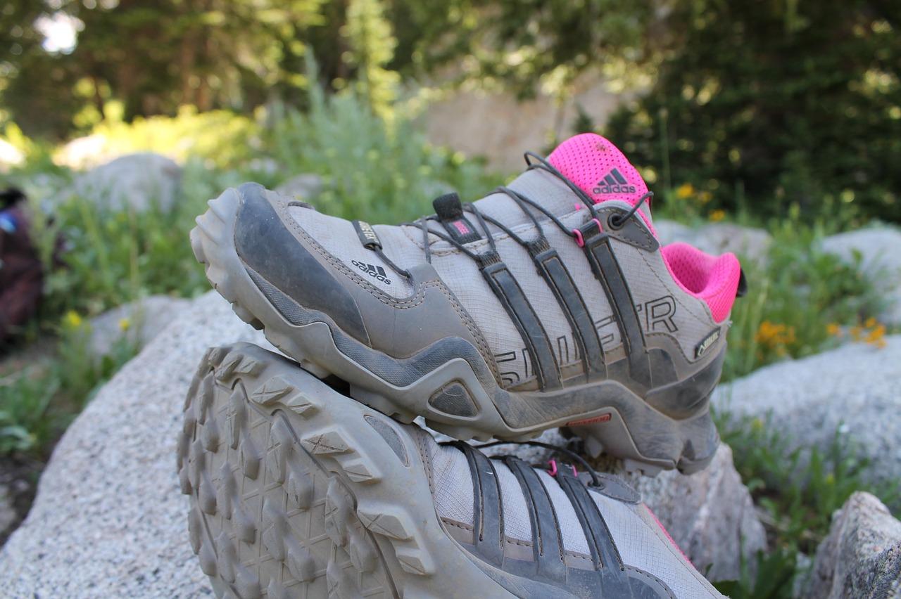 什么样的徒步鞋好