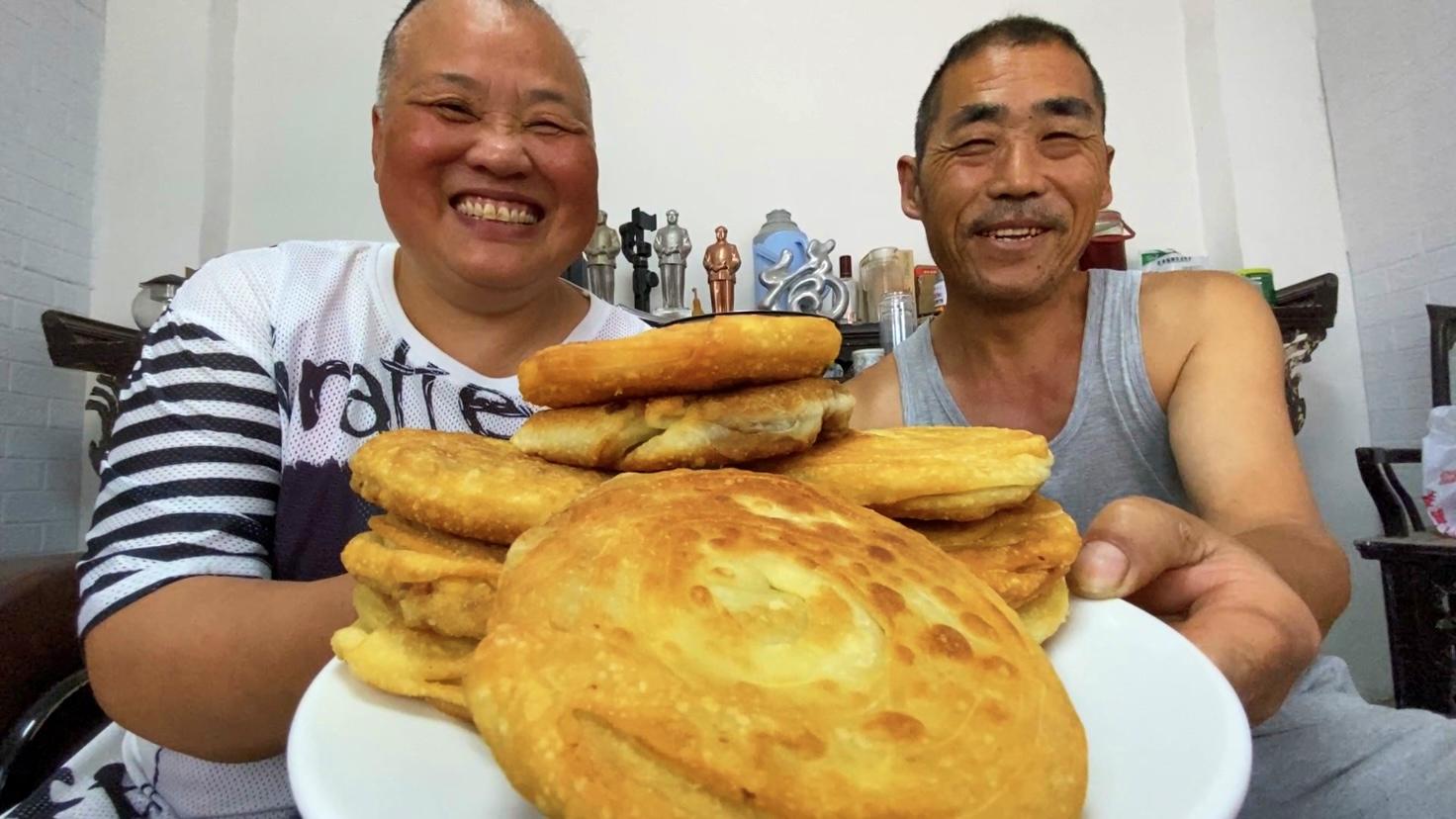 老赵做乡村美食煎肉饼快来吃