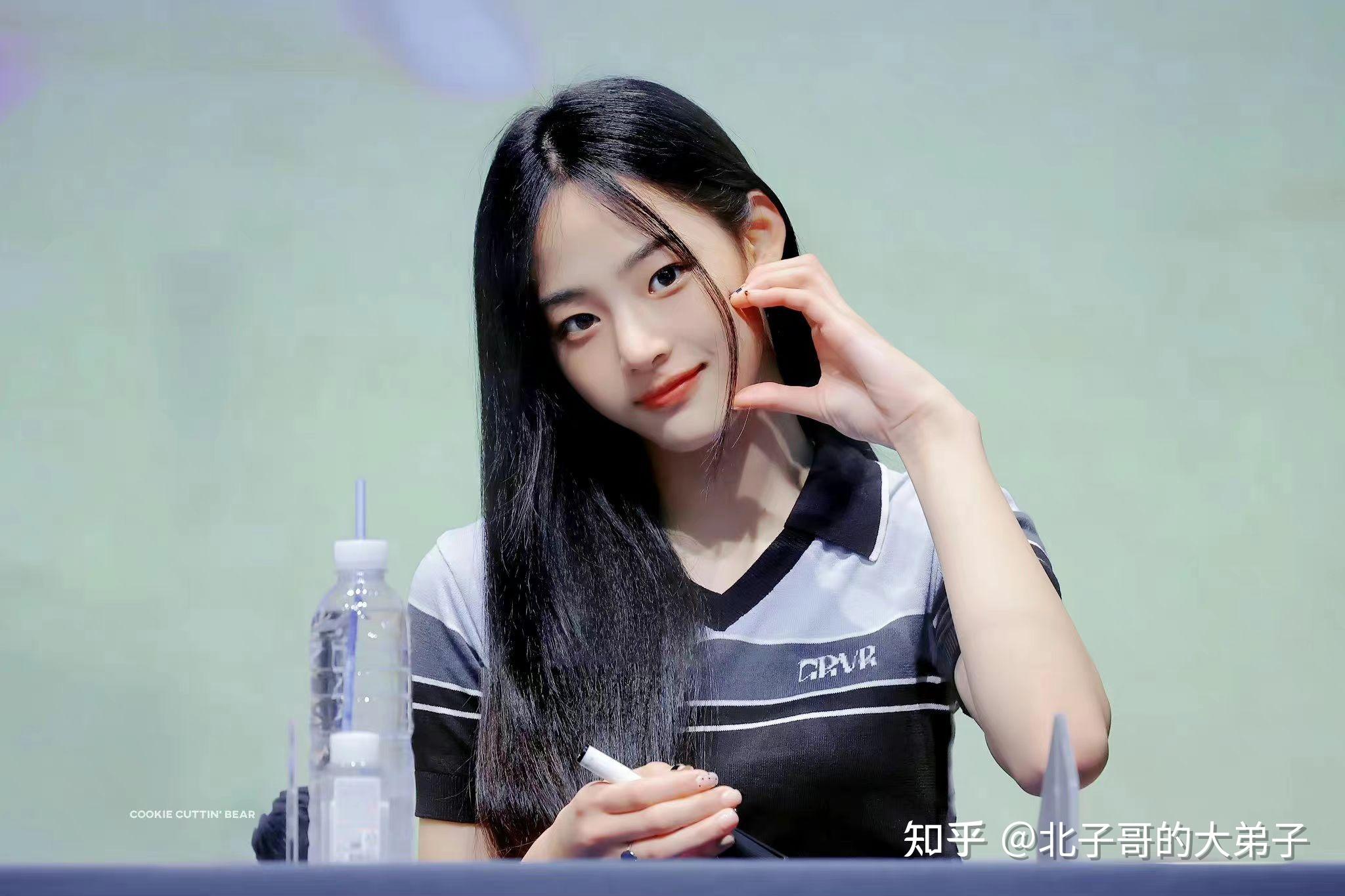 如何评价newjeans成员minji(金敏智)? - 知乎