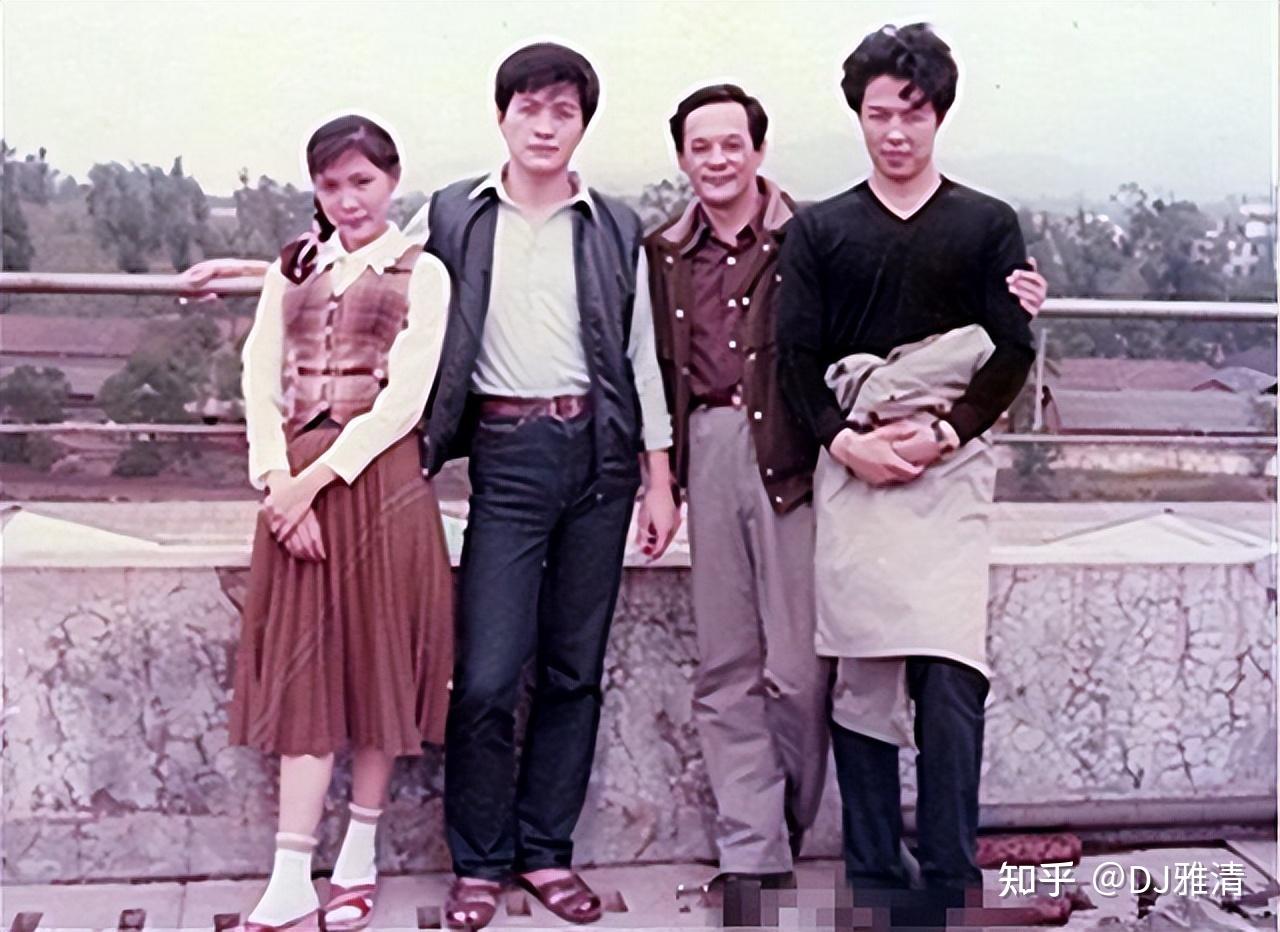 80年代风头无双的周里京,他的“沉没”,是娱乐圈的悲哀与损失 - 知乎