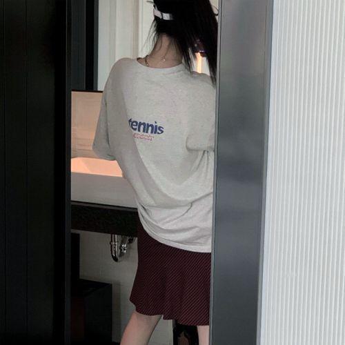 有没有这样背面的女生好看的头像? - 知乎