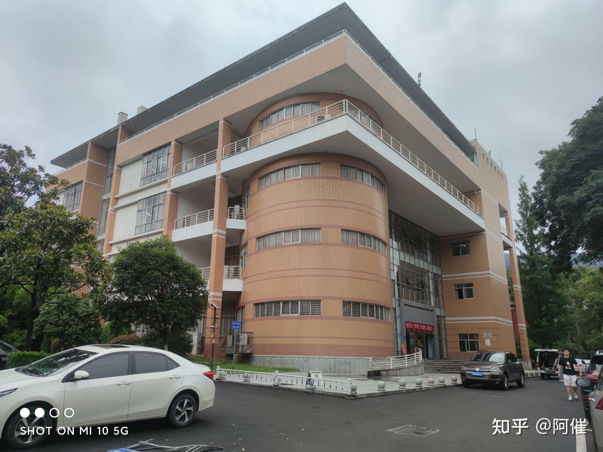 湖南大学北校区究竟有什么让南校的学生歆羡的在湖南大学北校区就读