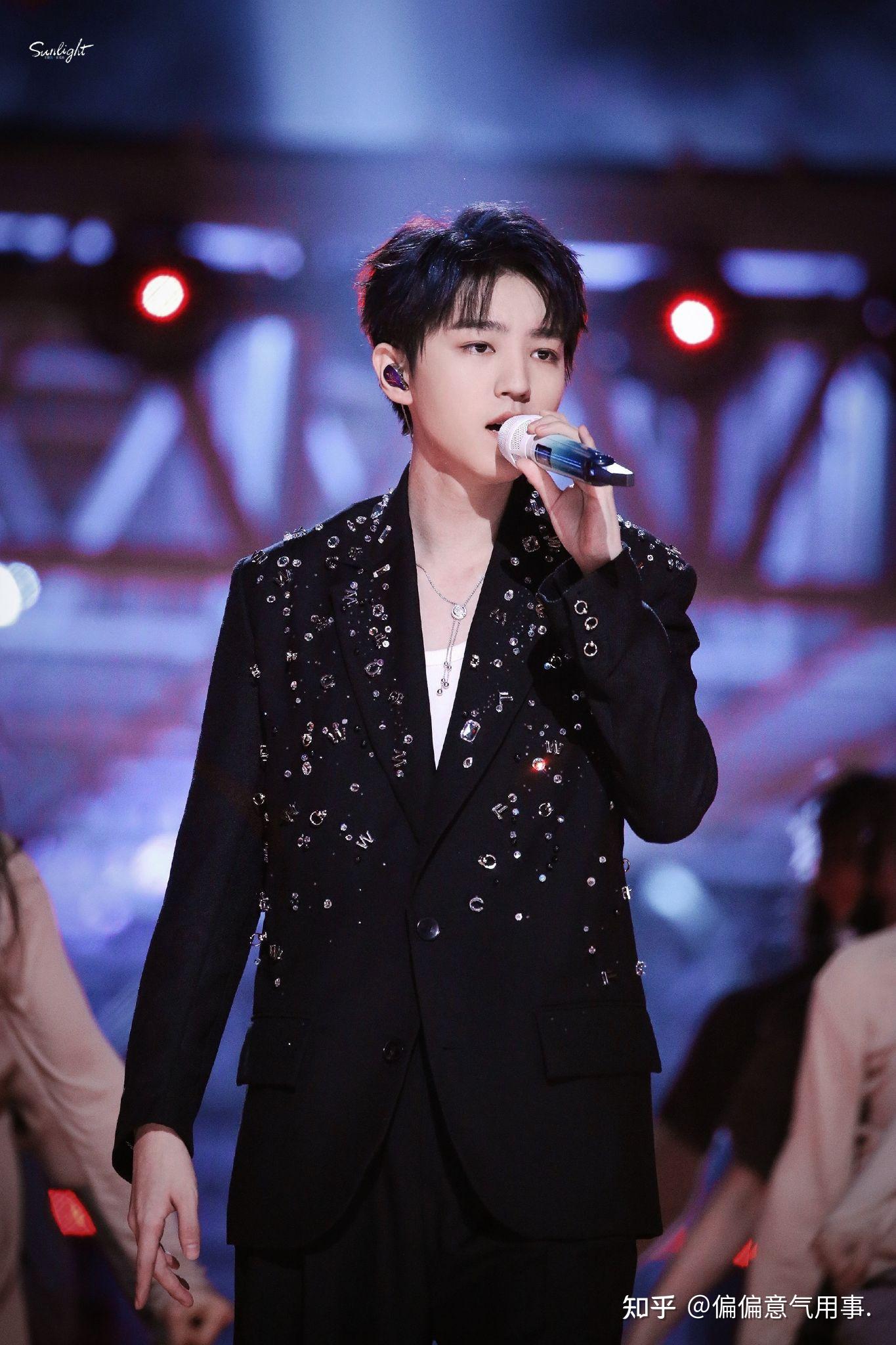 如何看待歌手王俊凯将会现身江苏卫视助力跨年晚会