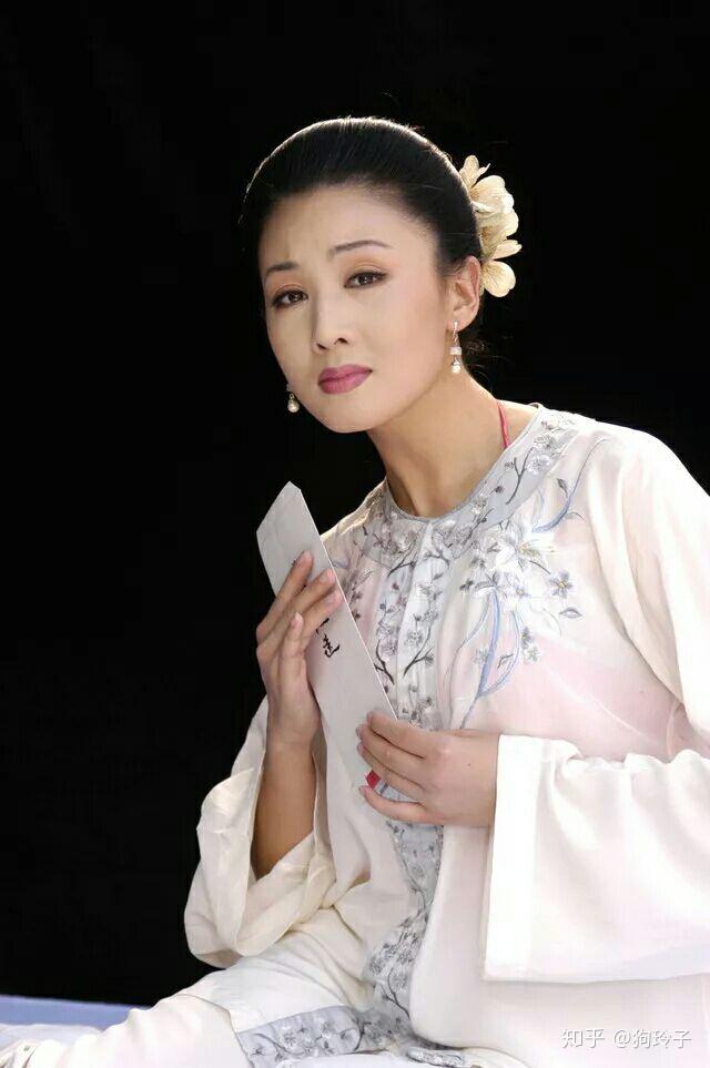 你觉得哪位黄梅戏女演员最美?美在哪里? - 知乎