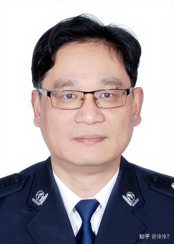 党委委员,副厅长:张飞军