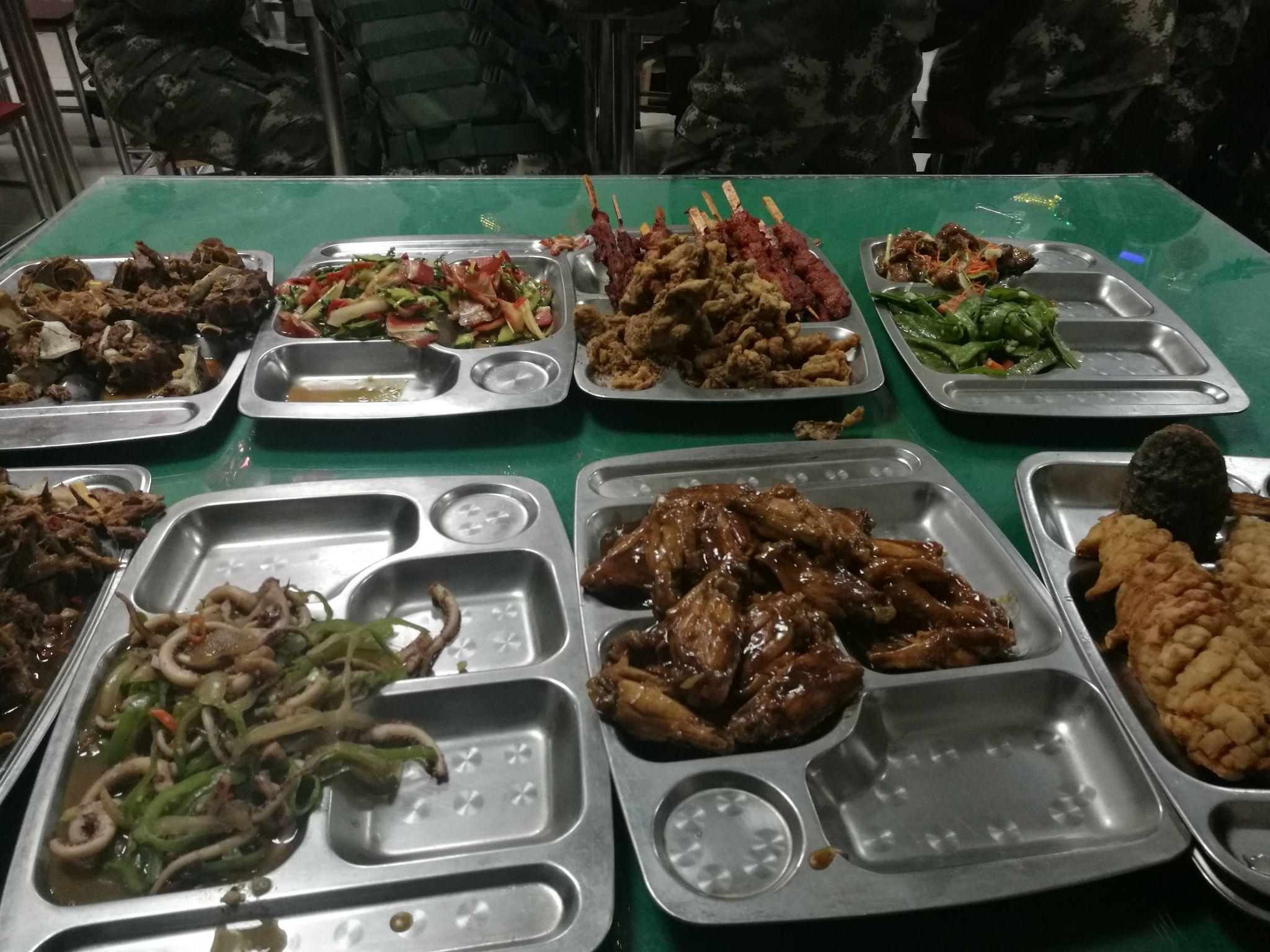 不会像学校食堂一样吧?