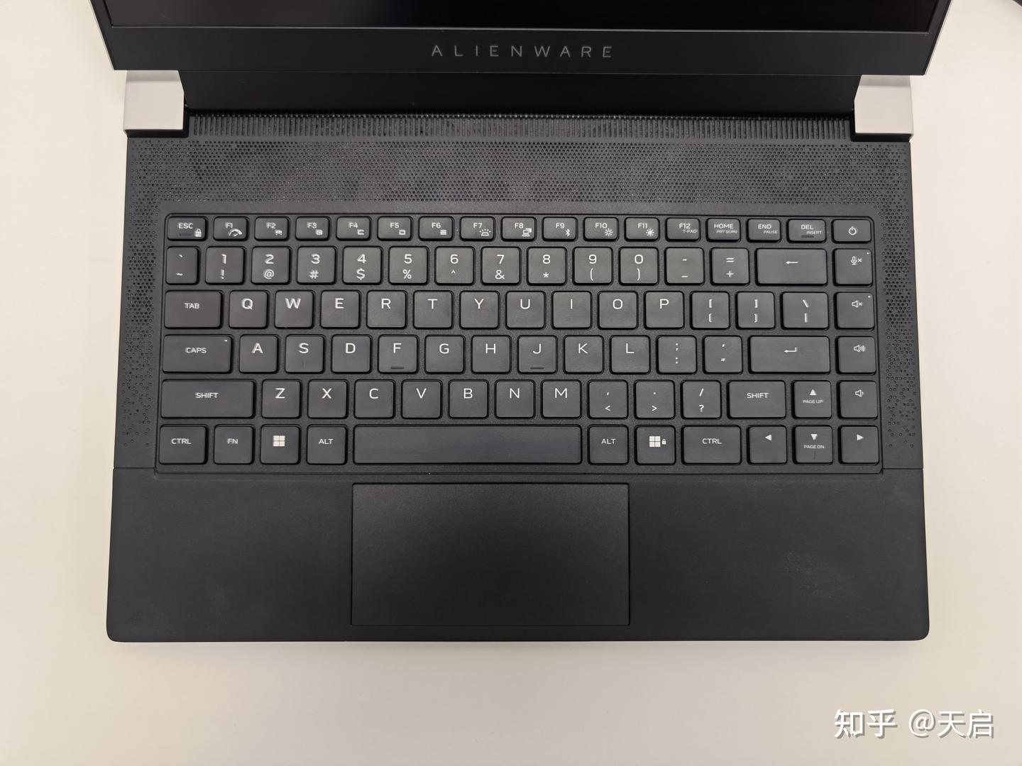 至薄之刃——ALIENWARE x14 R1速览体验 - 知乎