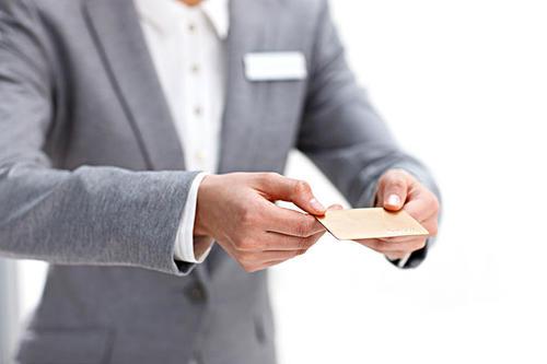 递名片注意哪些礼仪