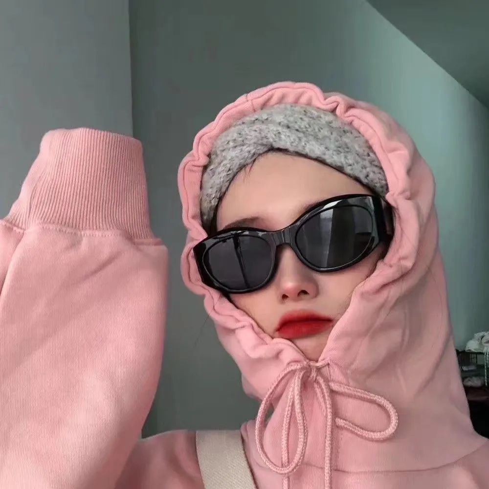 有没有什么好看但又沙雕的女生头像