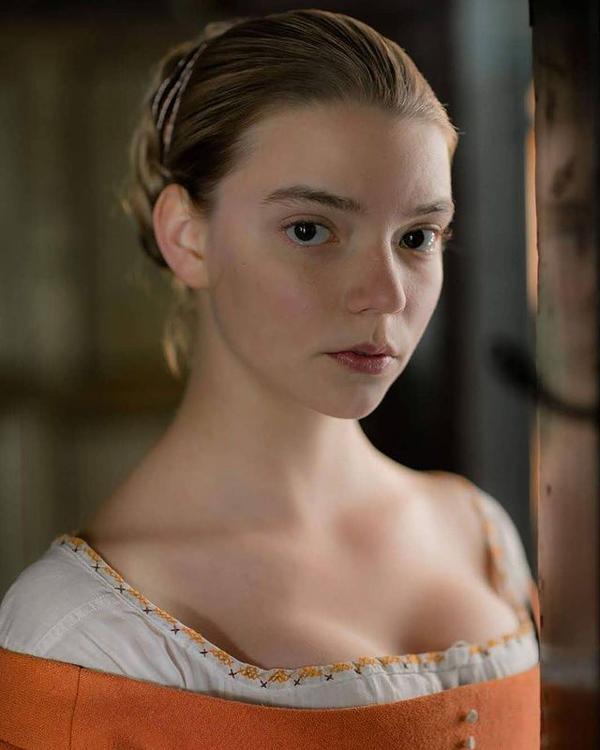 你觉得安雅·泰勒-乔伊漂亮吗?