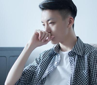 强子老师护肤道阻且长自信砥砺前行