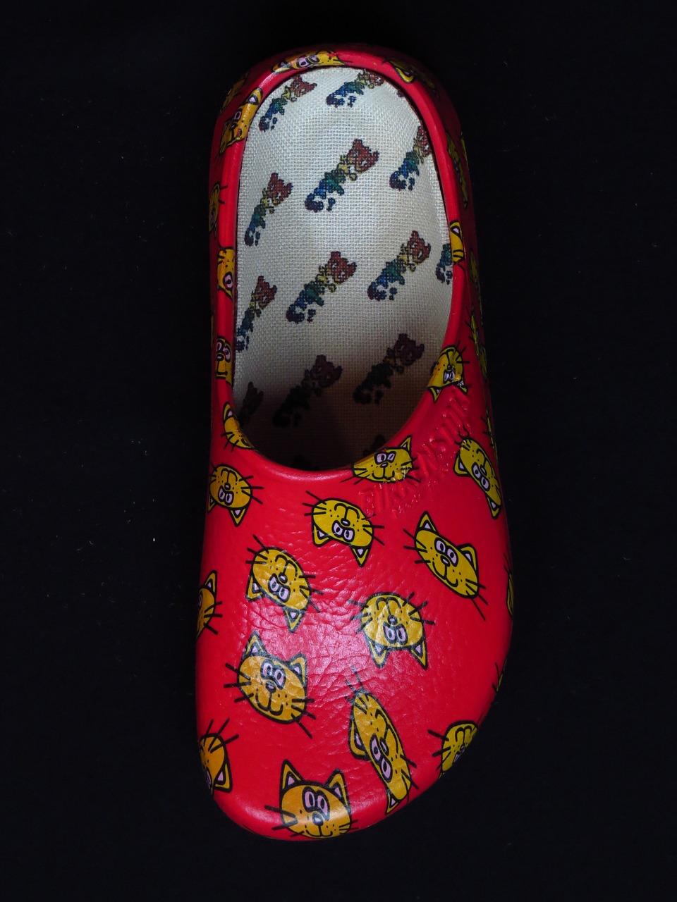 4. 无毒环保防臭鞋