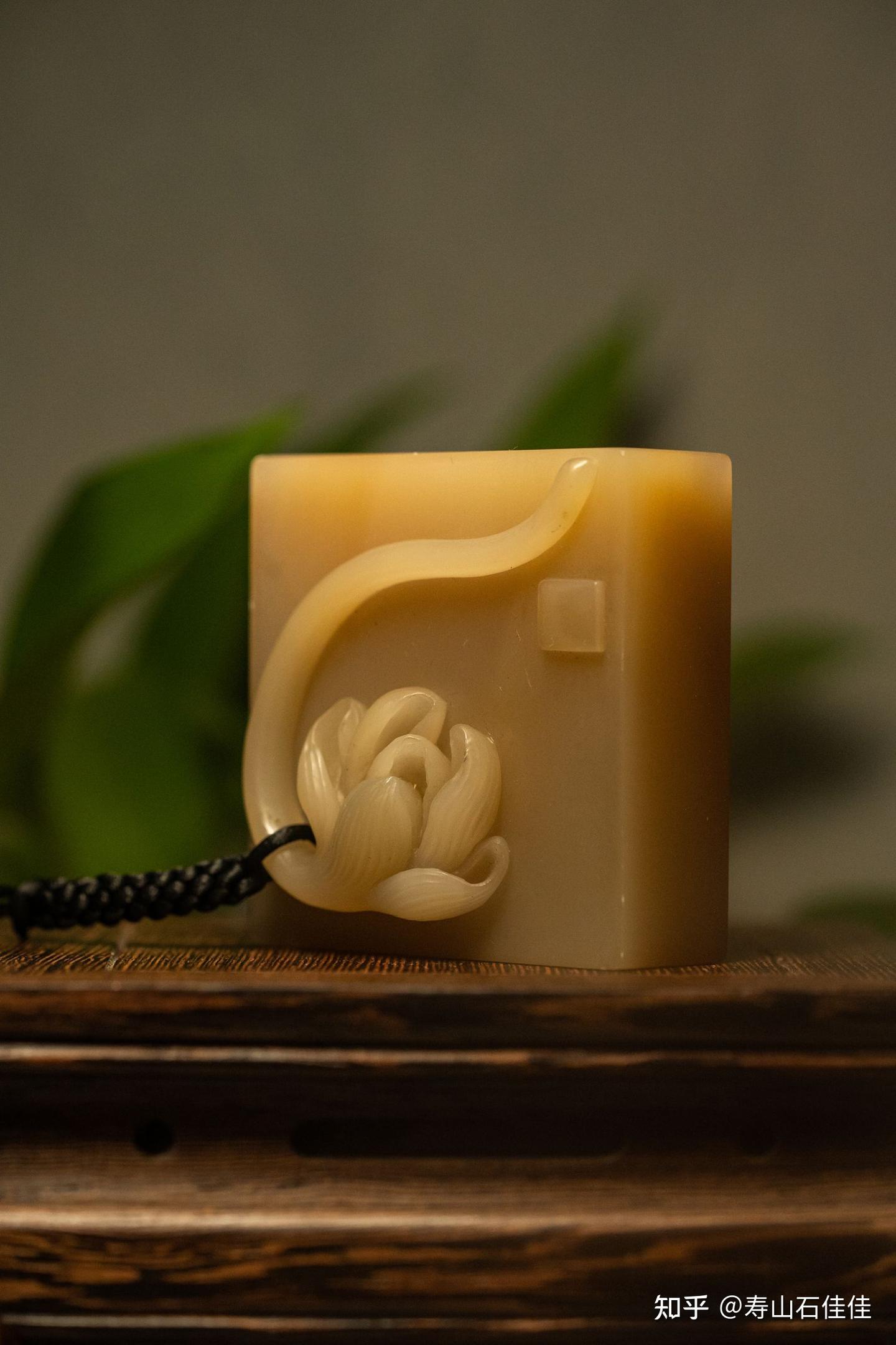 细腻善伯石印章：匠心雕刻荷花，独特典雅！ - 知乎